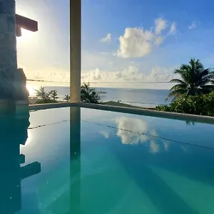Layla Puerto Morelos
